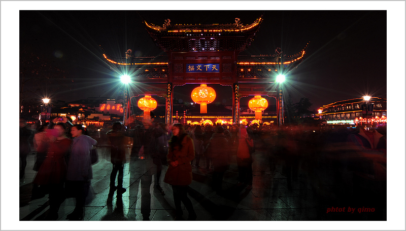 �Ʒ�ǰ�۵Ƶ�����