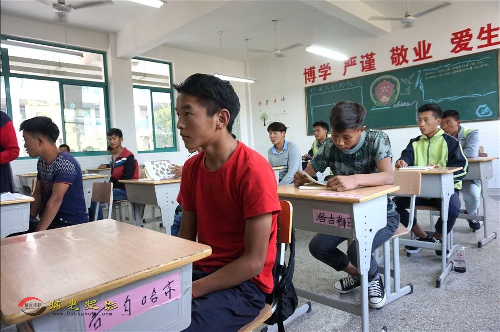 ѧ���Ͽ���������