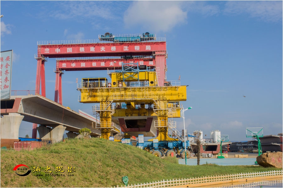 046����ɽ·�θ߼ܡ������   3.jpg