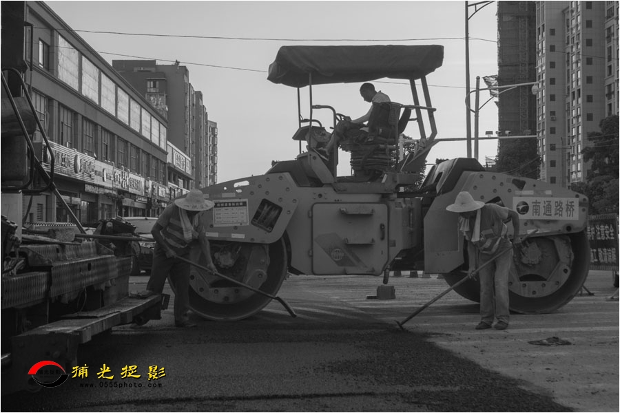 046����������·�������  2.jpg