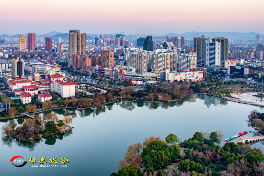 ����ɽ������ɽ�� ��Ӣ��.jpg