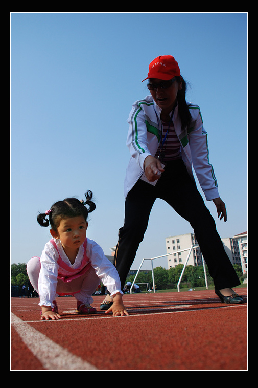 �о��˻���ί����ھٰ조�׵��Ӿ�����������Ӱ����������