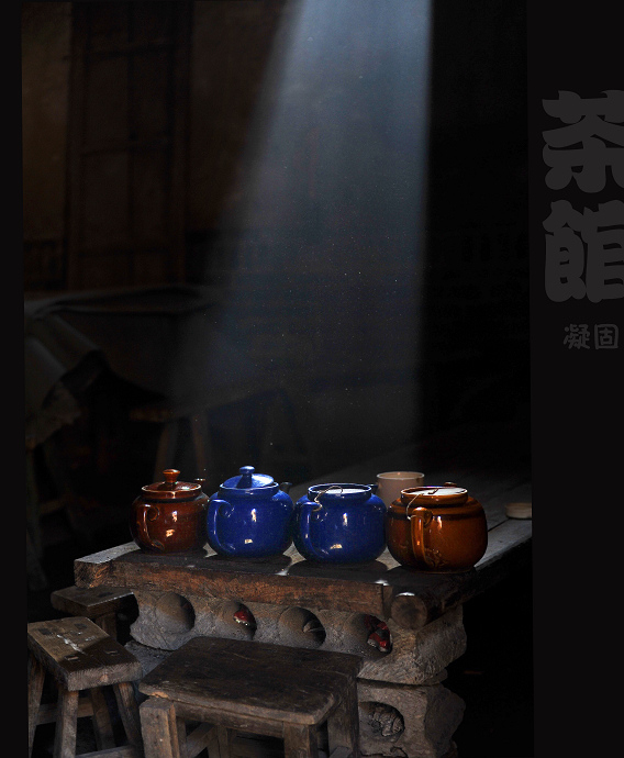 �������