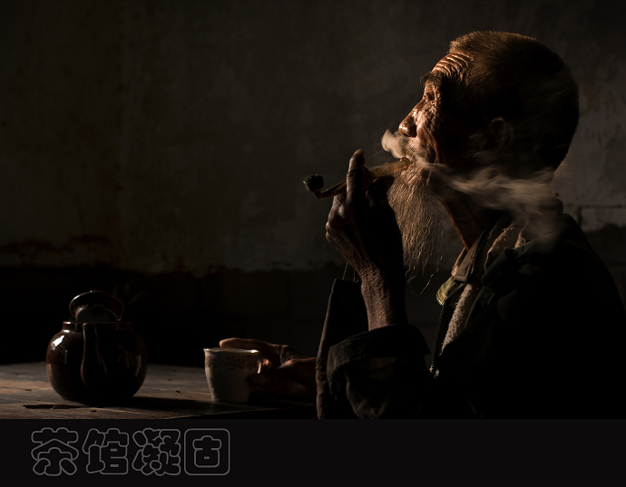 �������