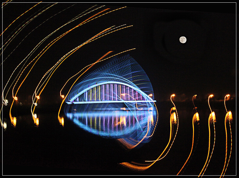 ϲ��ʢ���¸�Բ