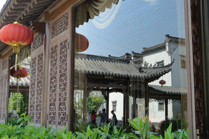 �����봰�����졢���ơ���ͷǽ�Ļ��������������ڴ��⣬����ӳ�ڴ����Ĳ����ϣ�����ӵĴ����Ȼһ��